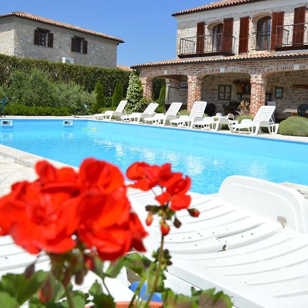 Villas Aurelia Барат Экстерьер фото