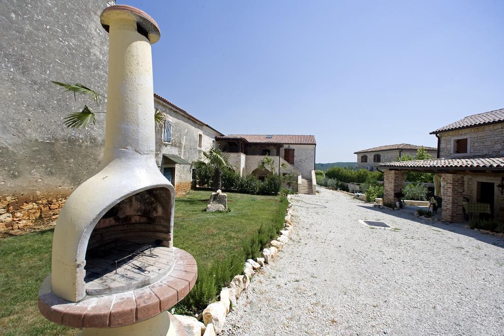Villas Aurelia Барат Экстерьер фото